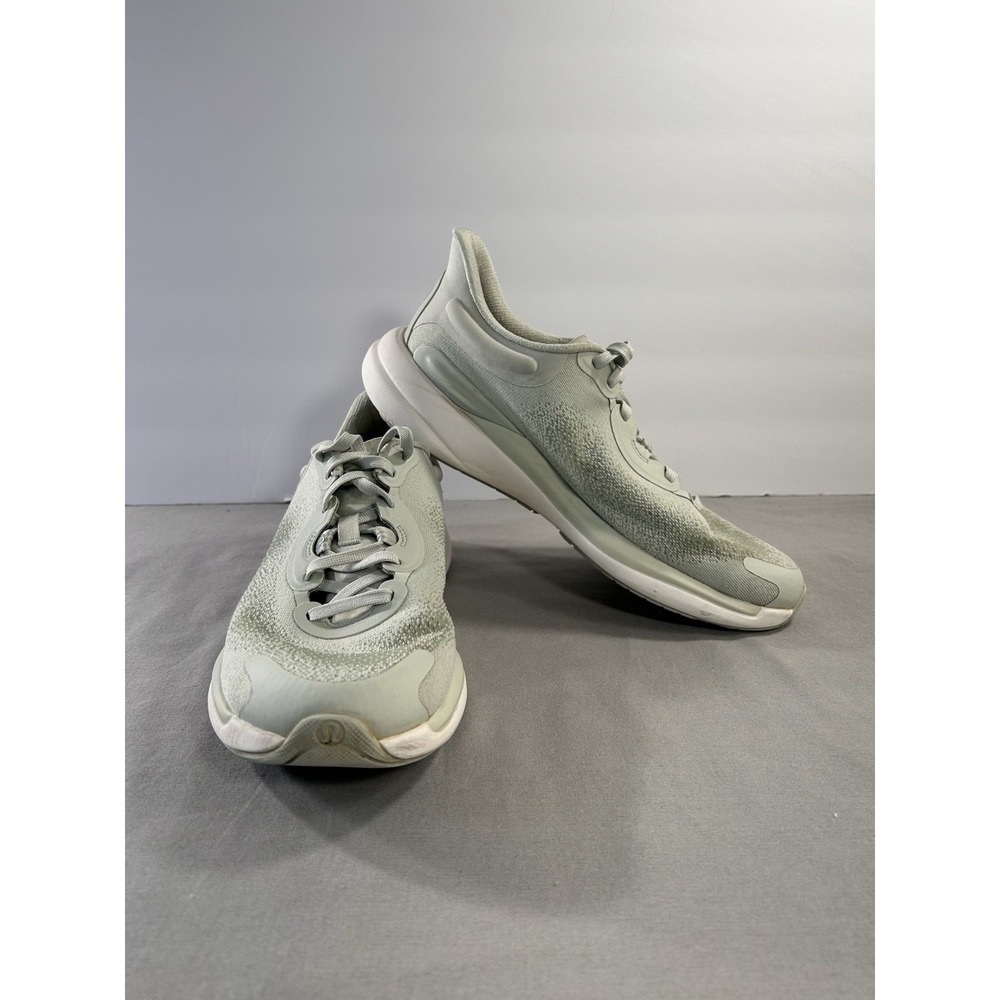 Lululemon Chargefeel 2 Low Workout Shoes Women's‎ 9 Athletic Athleisure